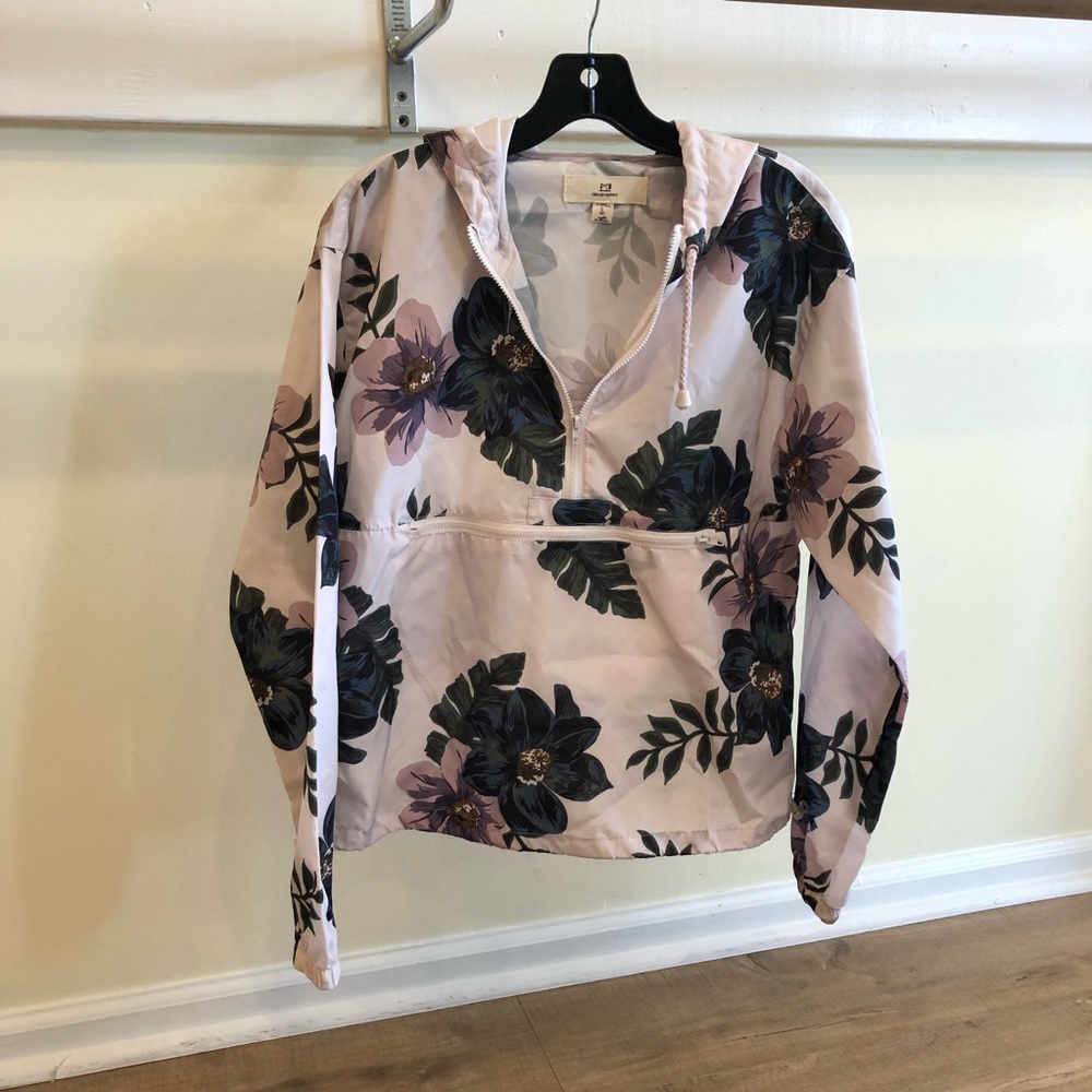 Windbreaker/rain jacket. Half zip size XS